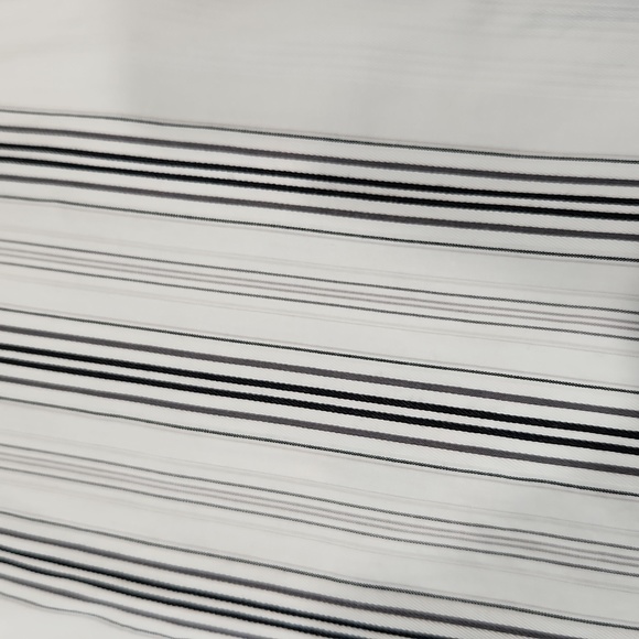 🟡 XL Men's Dress Shirt White with Black and Gray Stripes - Picture 2 of 6